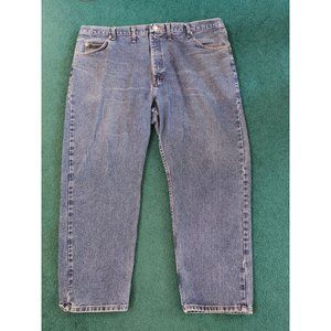 Wrangler Men's 46 x 30 Jeans Blue Medium Wash Relaxed Fit Straight Leg 9760WDR